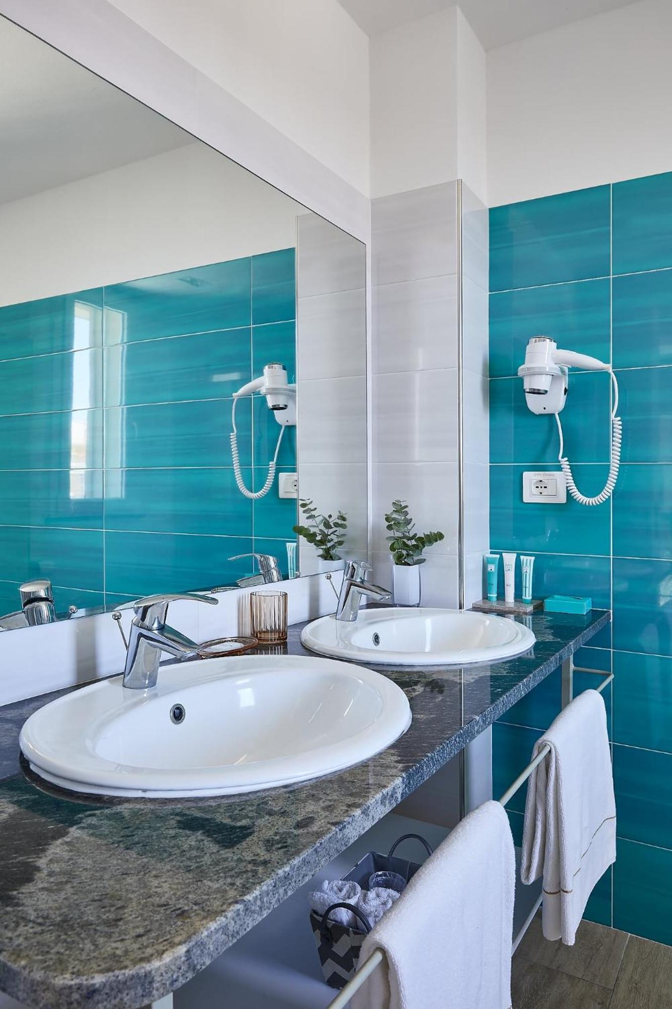 מרינה די צ'צ'ינה Golden Hotel חדר תמונה