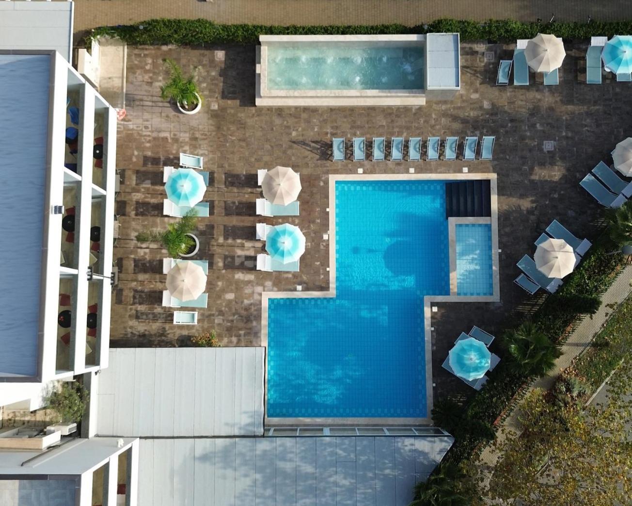 מרינה די צ'צ'ינה Golden Hotel מראה חיצוני תמונה